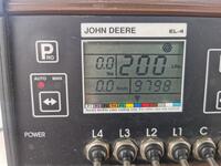John Deere - 832